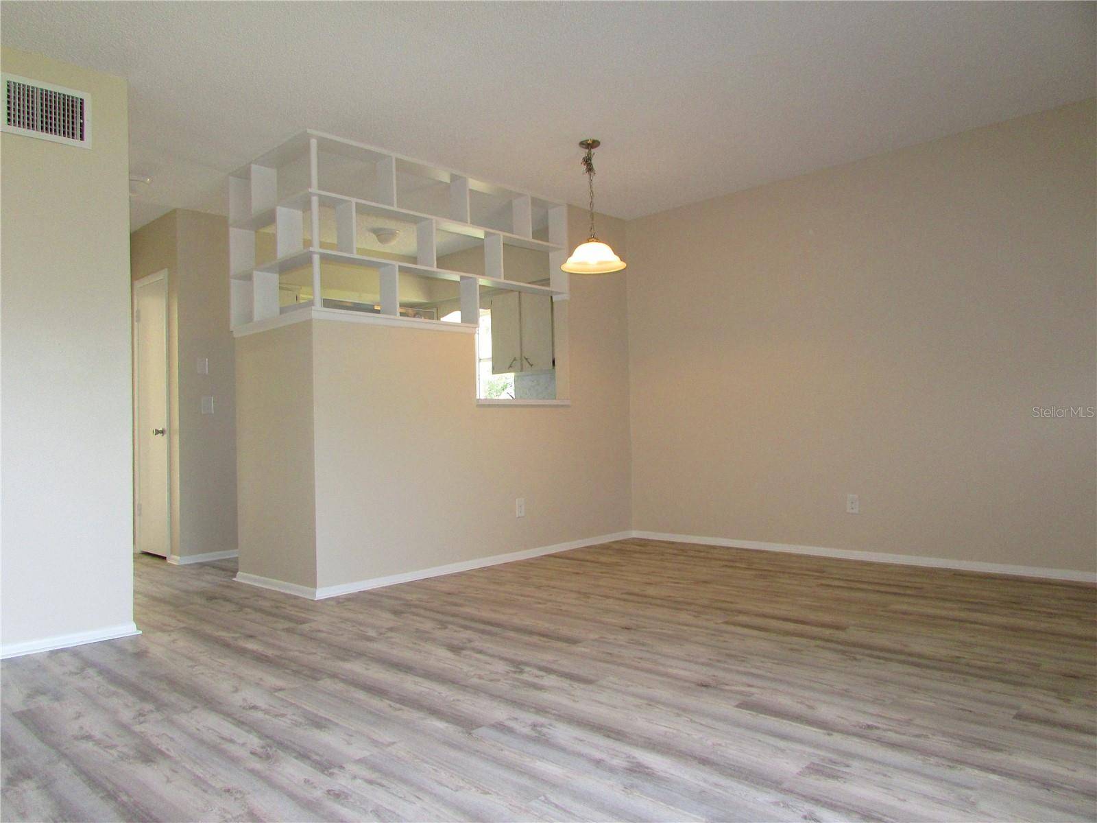 Clearwater, FL 33763,2391 SUMATRAN WAY #73