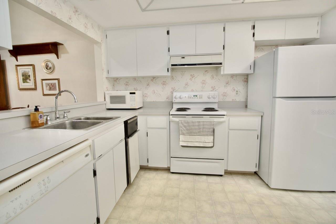 Holiday, FL 34691,2836 FEATHERSTONE #2836