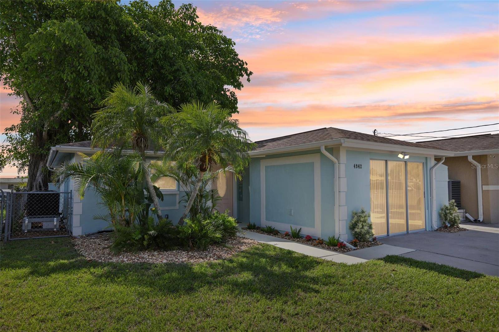 New Port Richey, FL 34652,4942 BLUE HERON DR