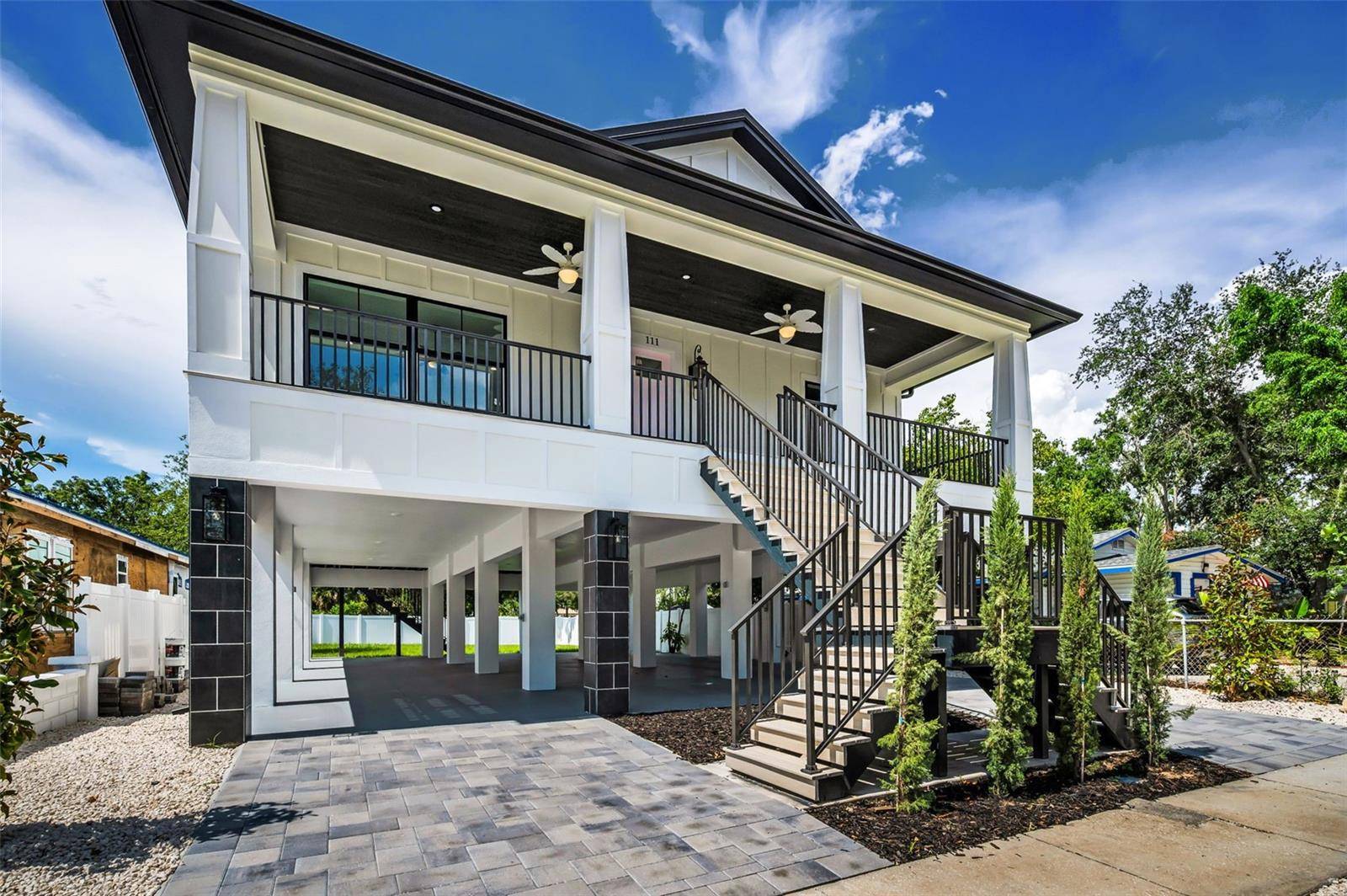 Tarpon Springs, FL 34689,111 E CEDAR ST
