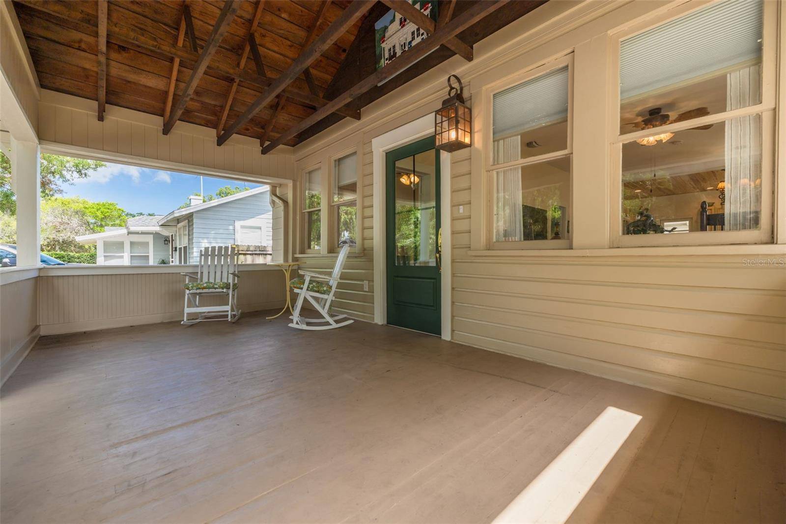 New Port Richey, FL 34653,6207 MAIN ST