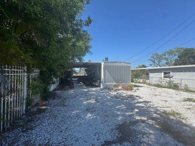 Hudson, FL 34667,6833 FLICKER LN