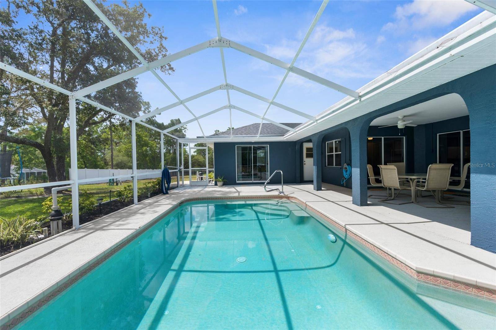 Weeki Wachee, FL 34613,8084 NIGHTINGALE RD