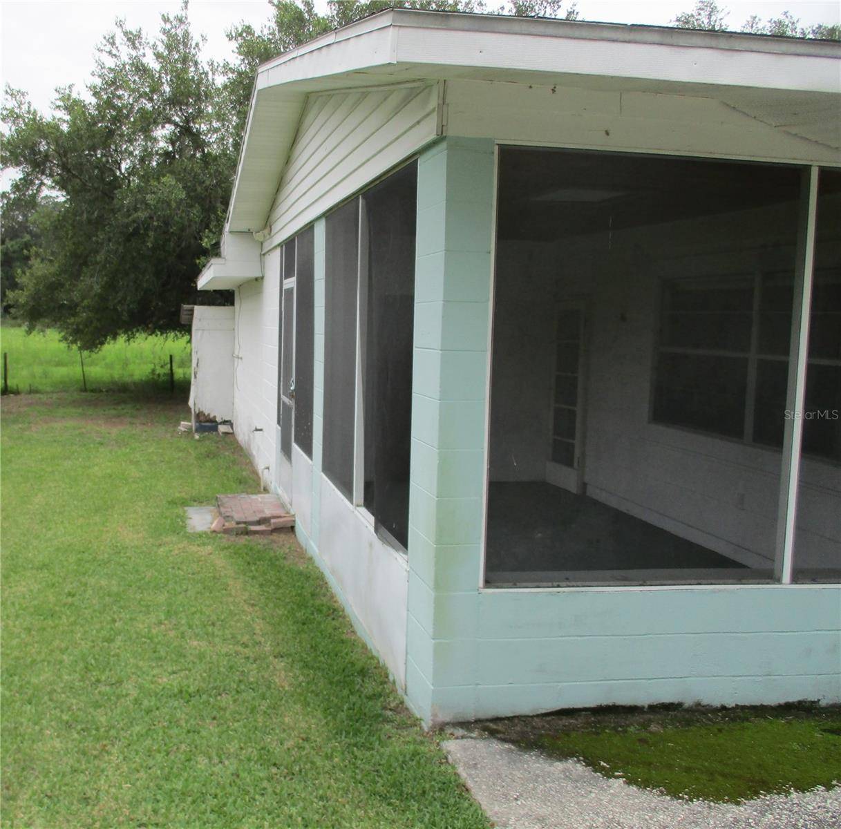 Dade City, FL 33523,37850 CRYSTAL WAY