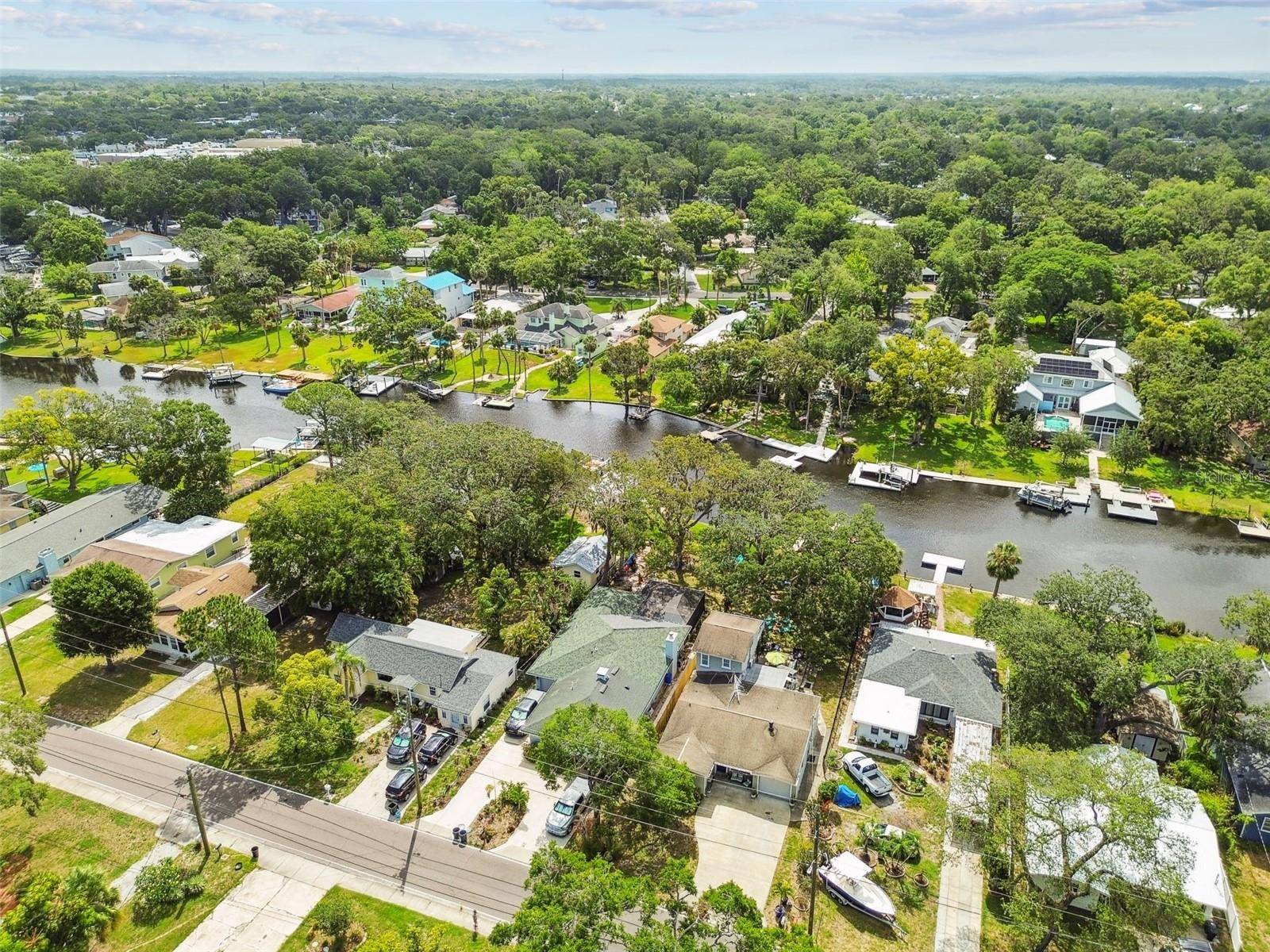 New Port Richey, FL 34652,6046 RIVER RD