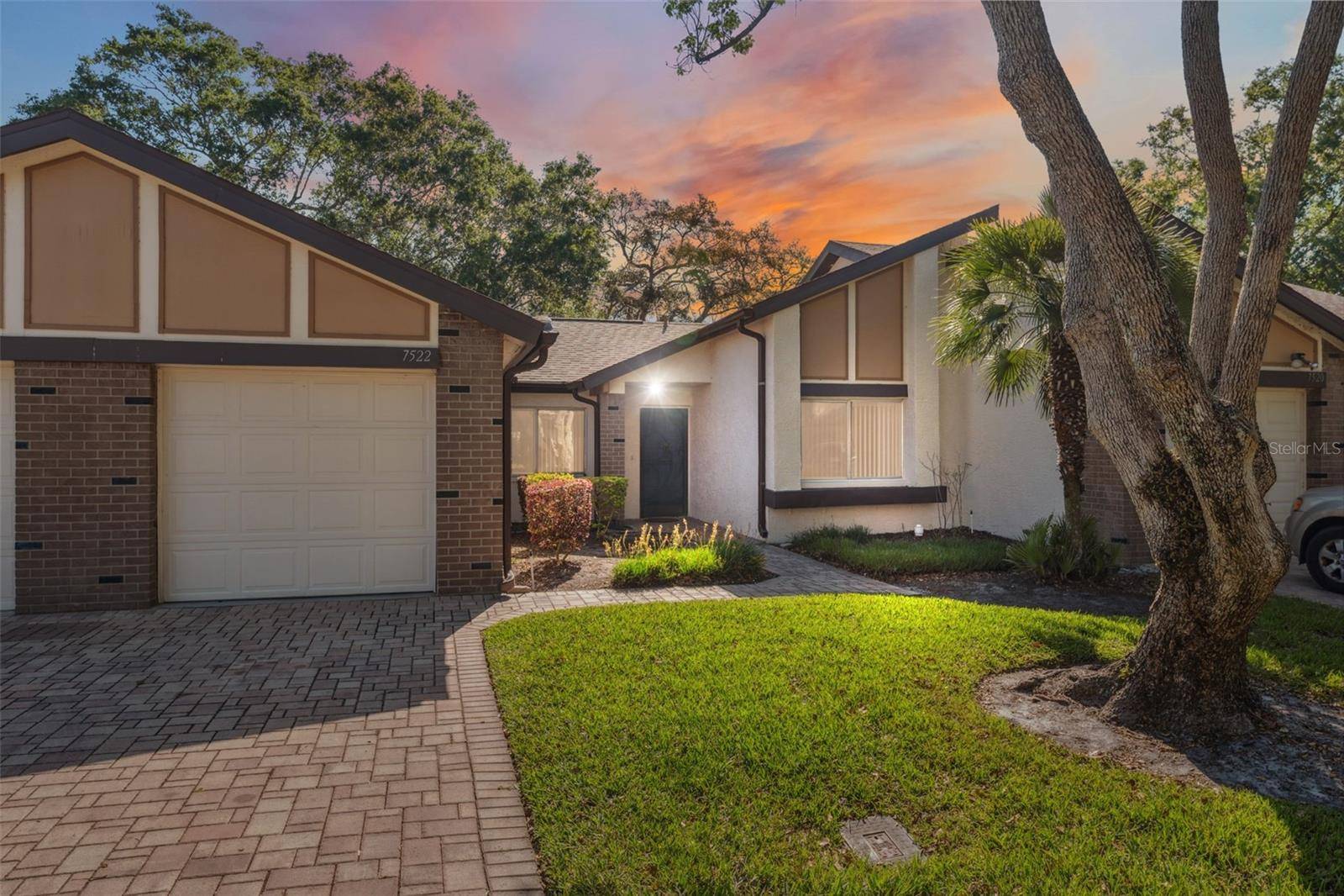Weeki Wachee, FL 34613,7522 HEATHER WALK DR