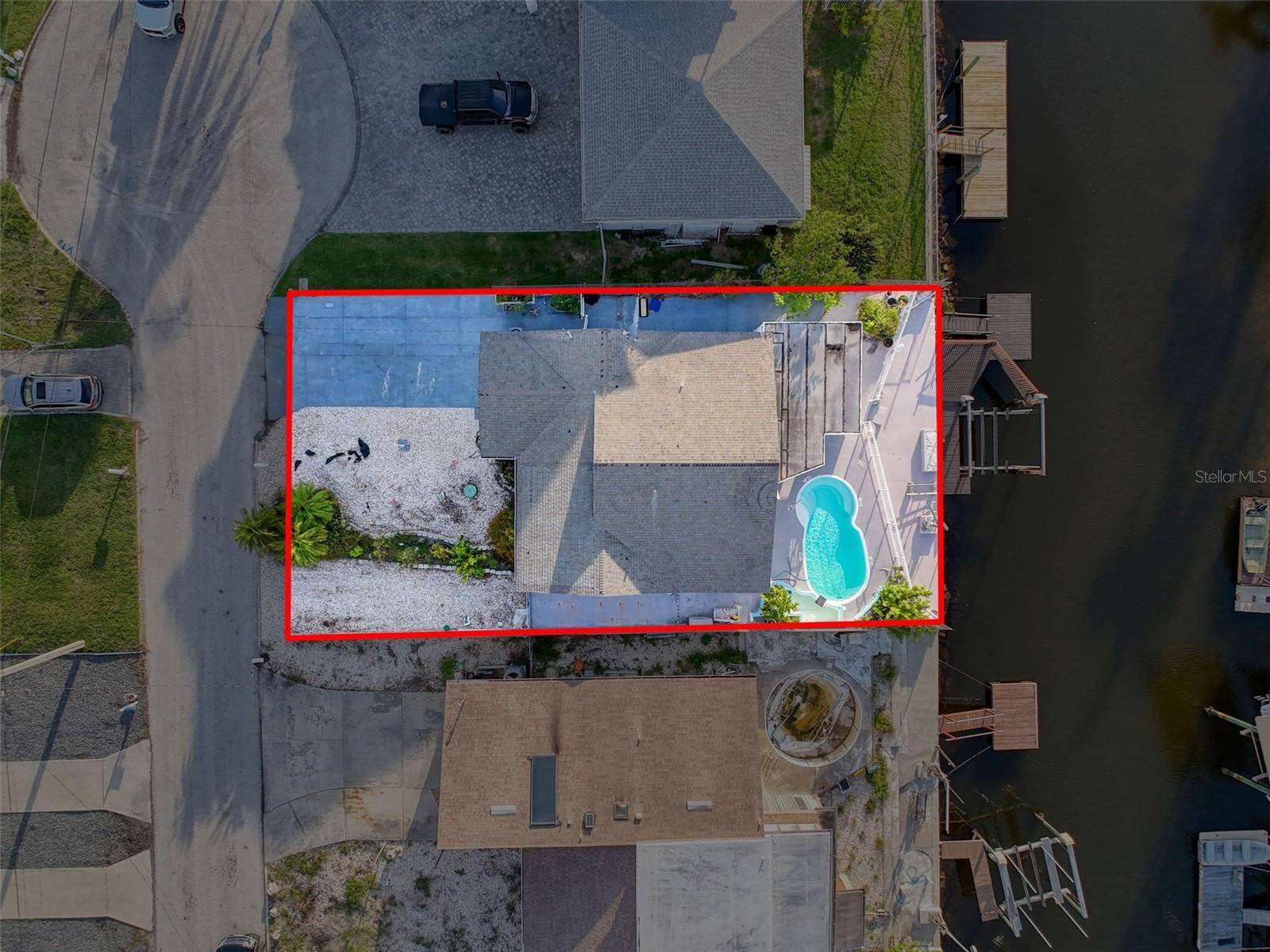 Hudson, FL 34667,7303 HATTERAS DR