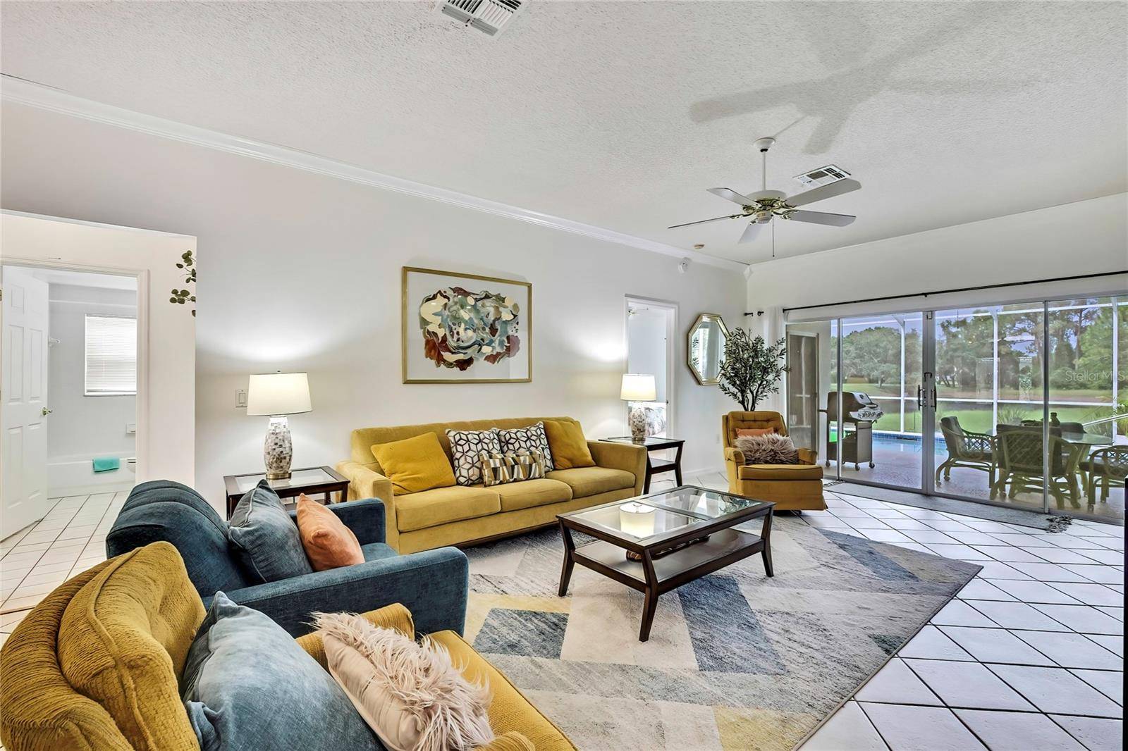 Weeki Wachee, FL 34613,10093 HOLLY BERRY DR