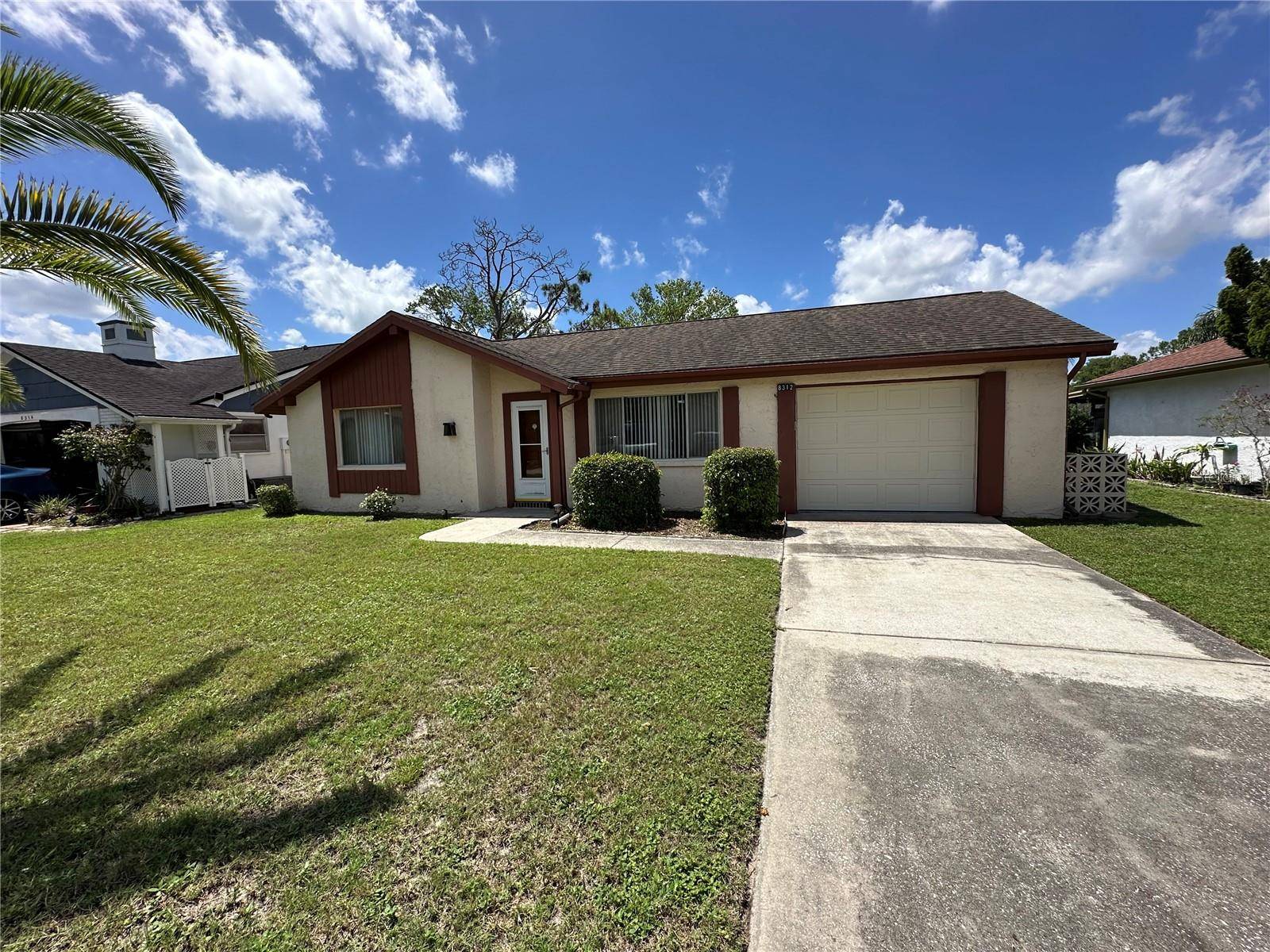 Hudson, FL 34667,8312 SPLIT RAIL LN