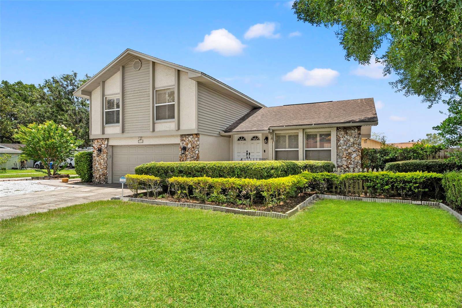 Tampa, FL 33625,5502 BLUEJAY LN
