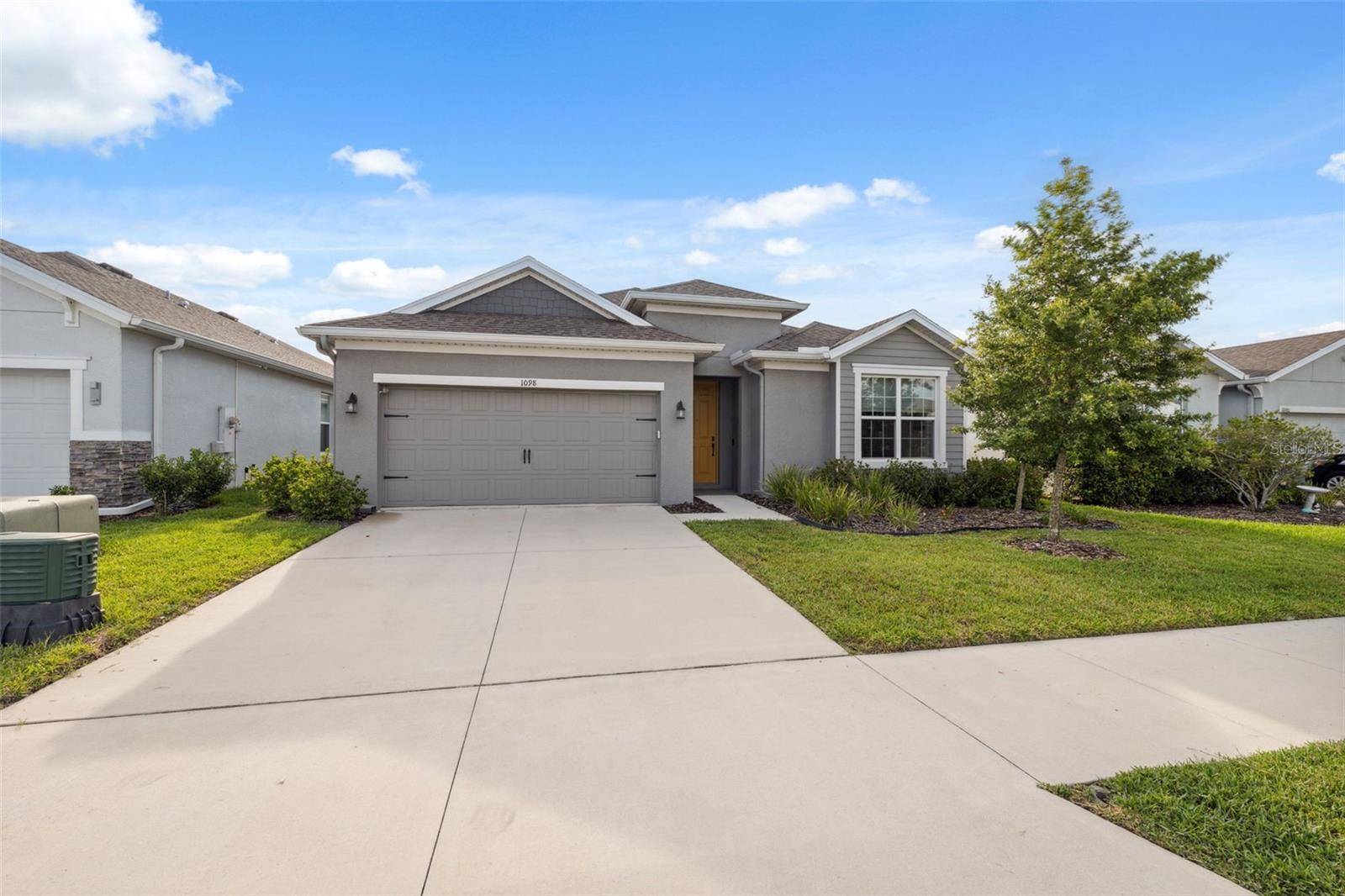 Spring Hill, FL 34609,1098 OLD WINDSOR WAY
