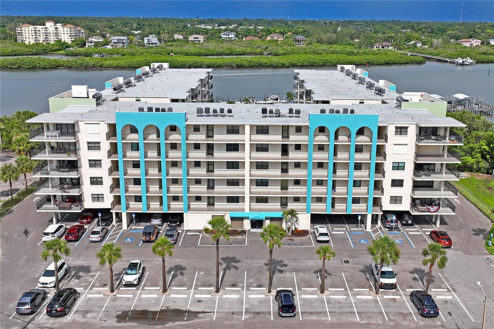 Indian Shores, FL 33785,19531 GULF BLVD #611