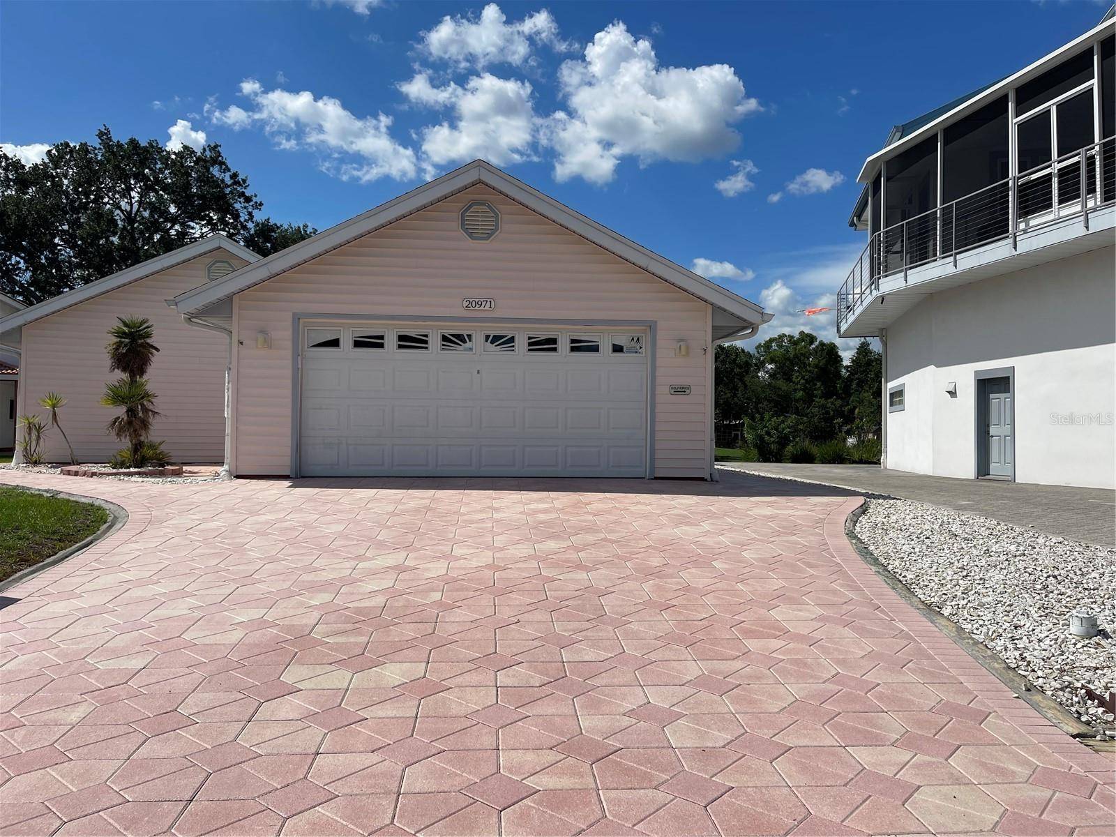 Lutz, FL 33558,20971 NEGRIL CT