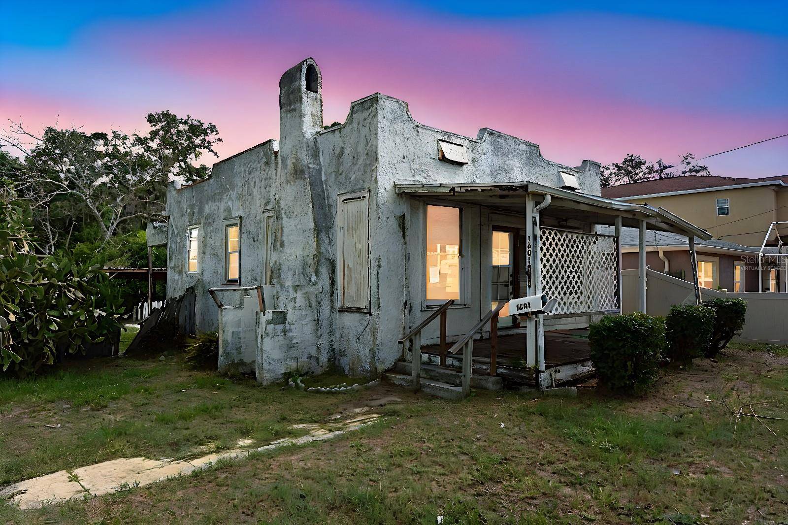 Tarpon Springs, FL 34689,1601 DIXIE HWY