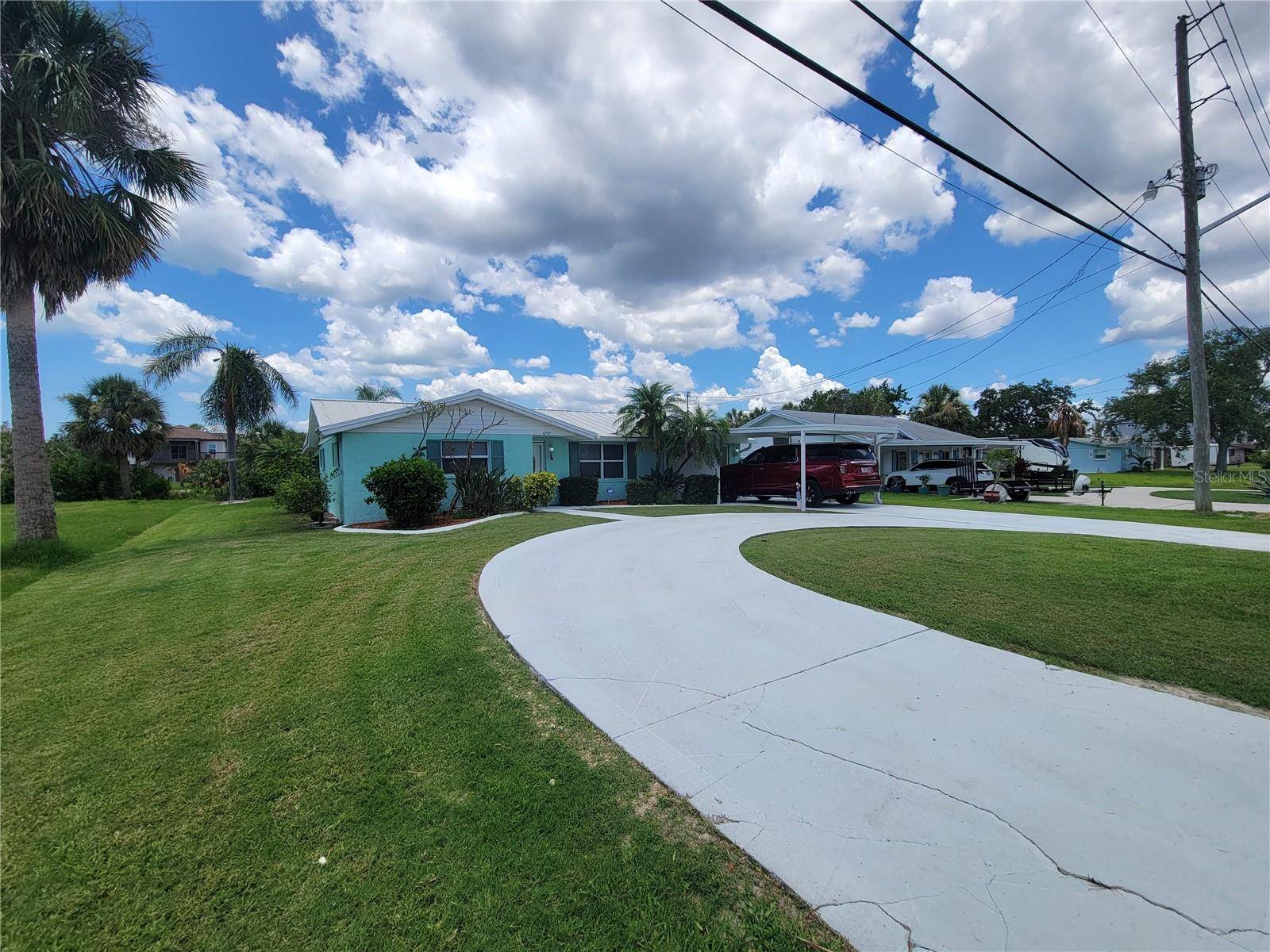 Hudson, FL 34667,6737 CLARK ST
