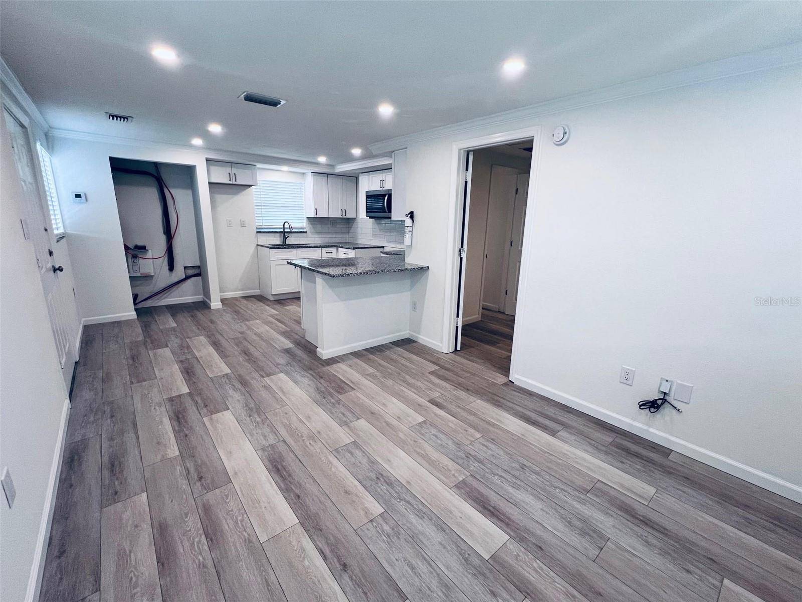 Holiday, FL 34690,5511 CHEYENNE DR