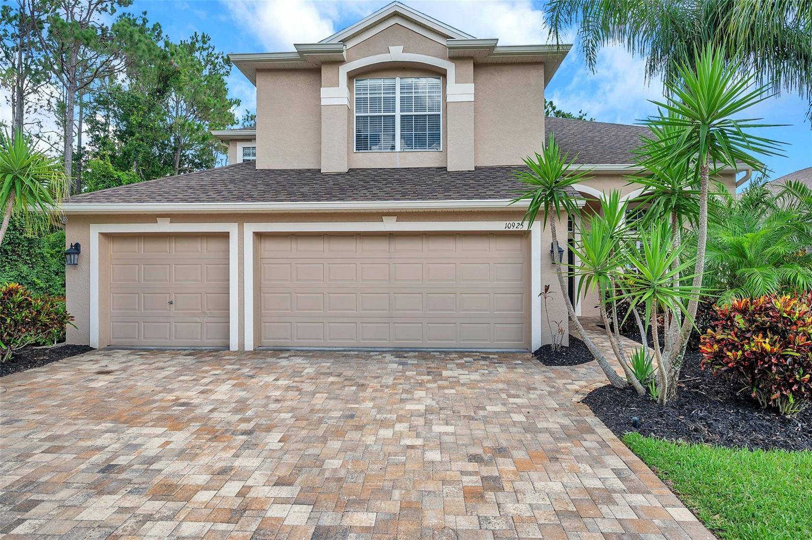 New Port Richey, FL 34654,10925 OYSTER BAY CIR