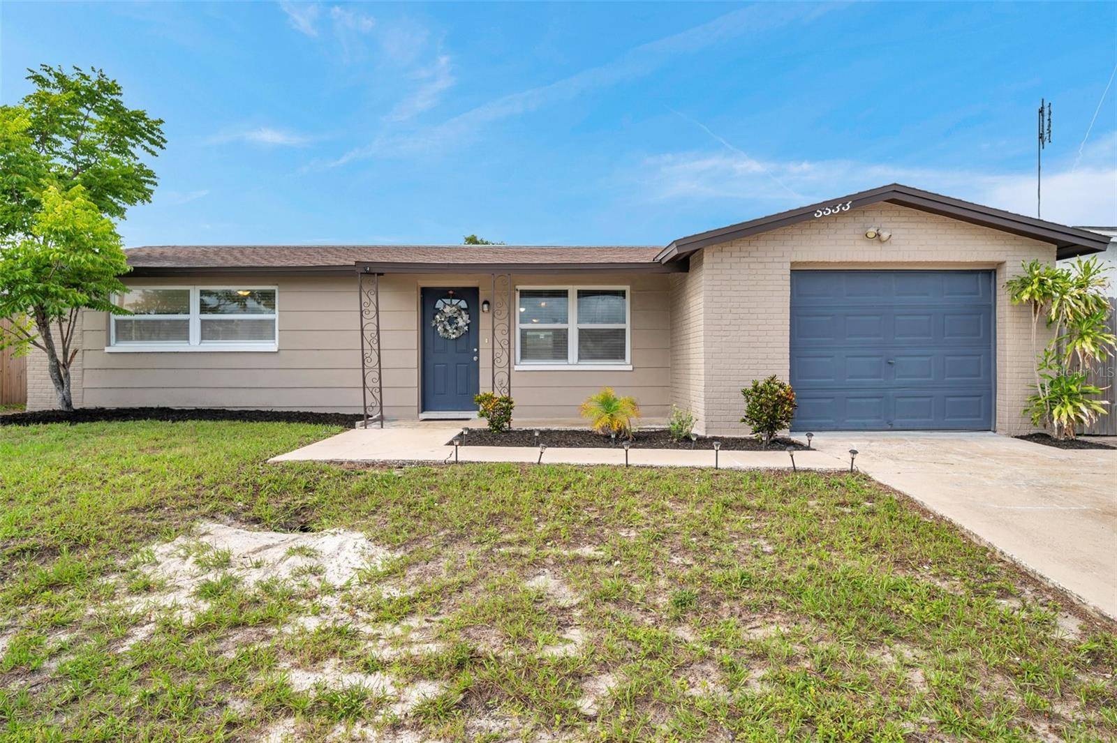 Holiday, FL 34690,5533 RIDDLE RD
