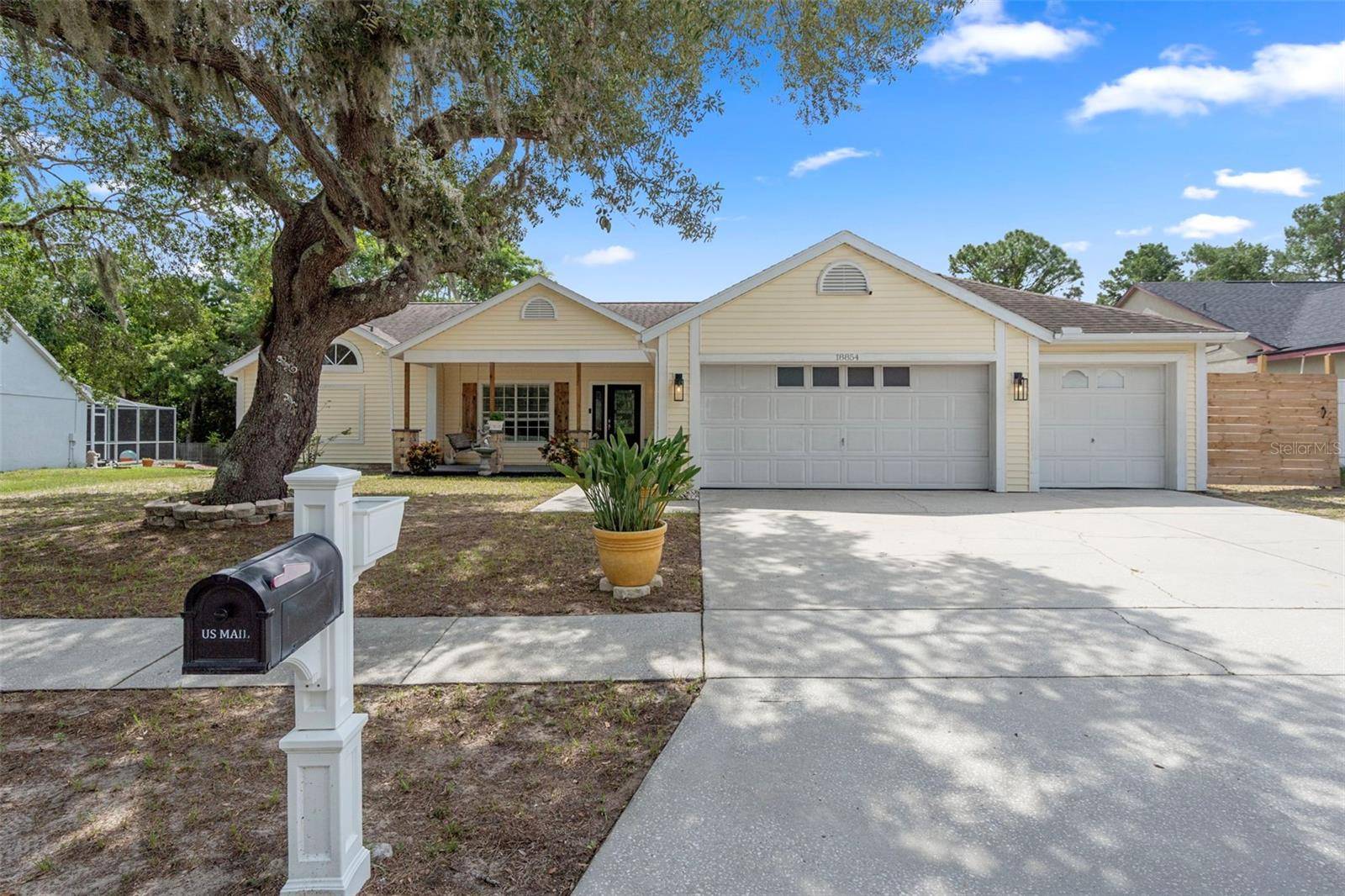 Hudson, FL 34667,18854 EMERALD RIDGE DR
