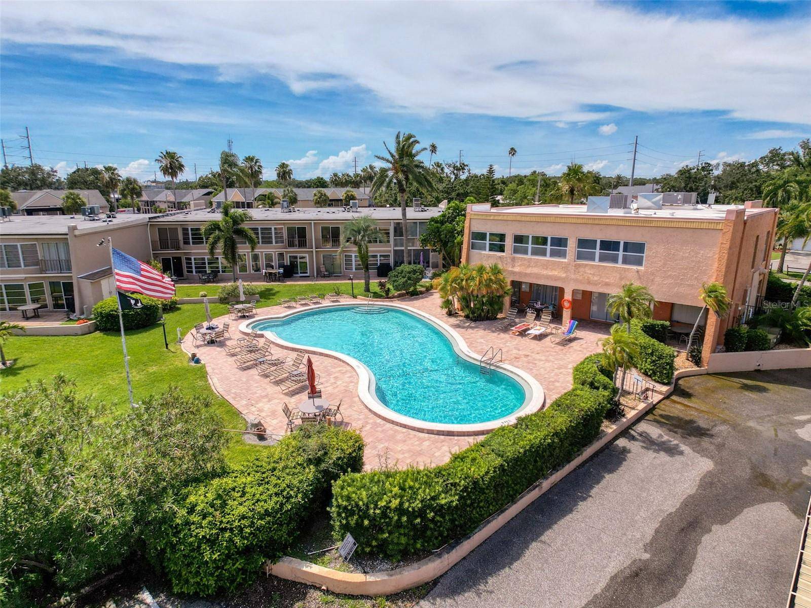 Largo, FL 33771,225 COUNTRY CLUB DR #A203