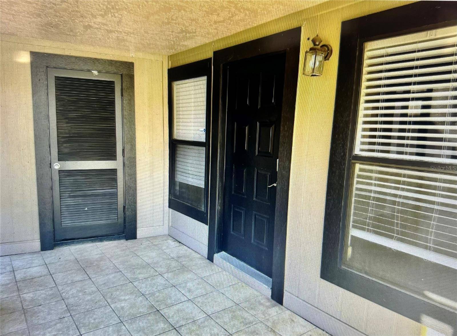 Tampa, FL 33613,14736 NORWOOD OAKS DR #103