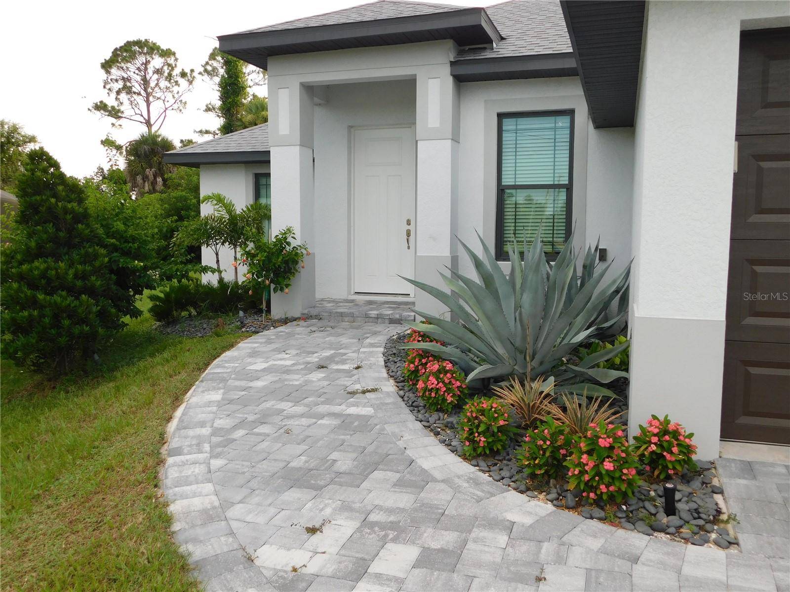 Rotonda West, FL 33947,101 WAYNE RD