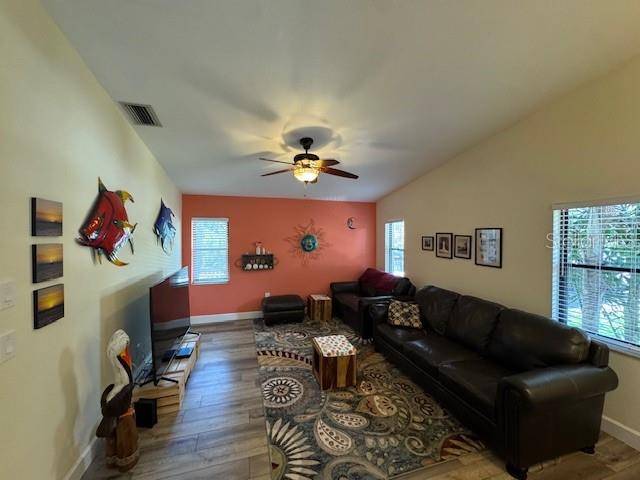 Tarpon Springs, FL 34689,300 S FLORIDA AVE #600L