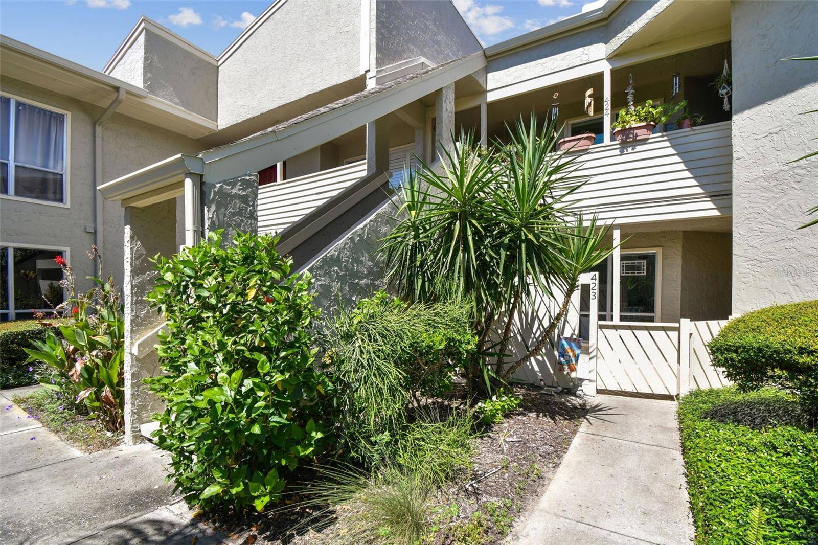 Tarpon Springs, FL 34689,424 WINDRUSH BAY DR