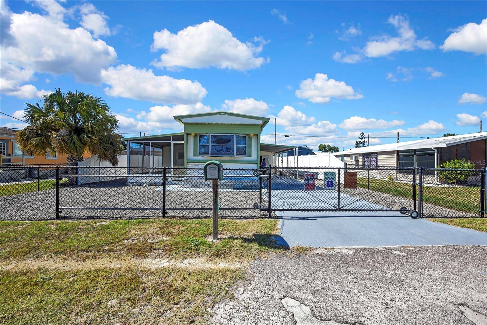 Holiday, FL 34691,1841 HOLIDAY DR