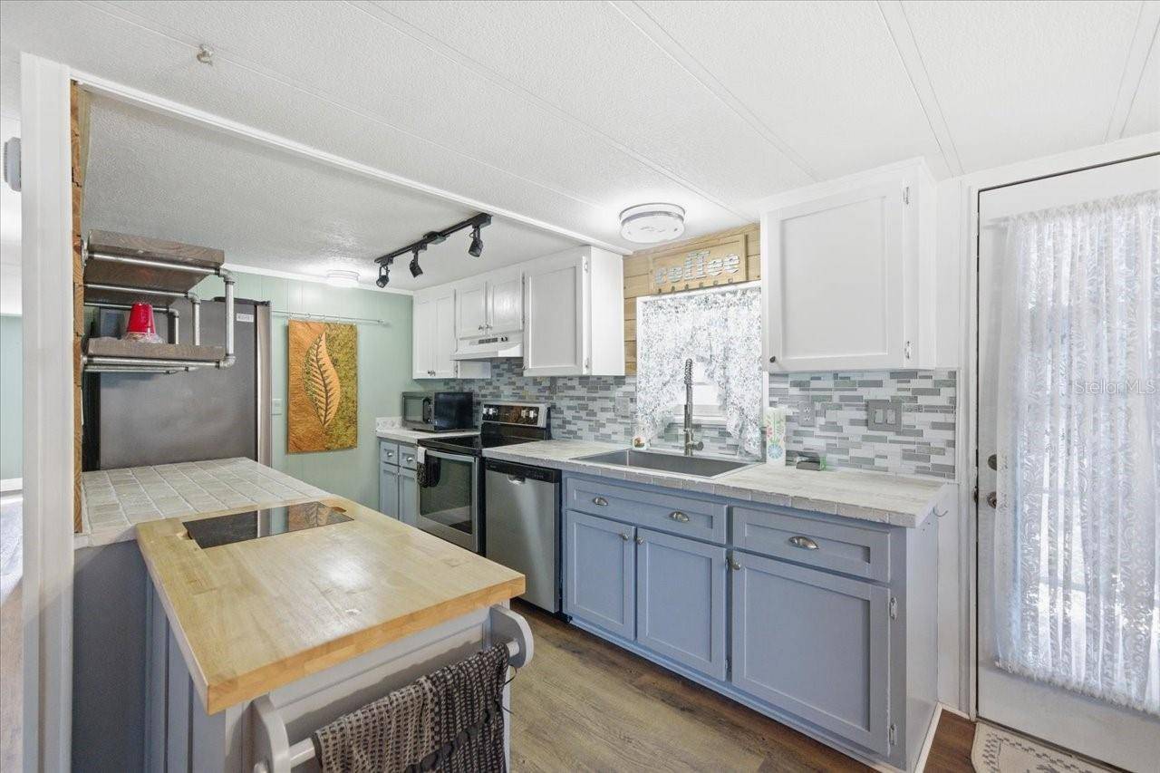 Brooksville, FL 34613,8006 MONTROSE AVE