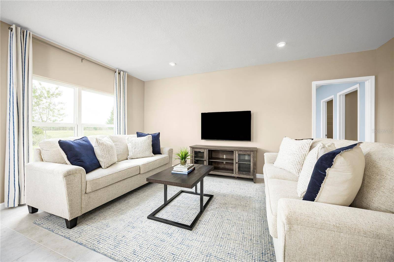 Bradenton, FL 34212,17005 7TH AVE E