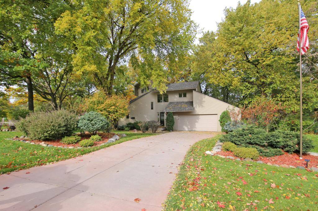 Apple Valley, MN 55124,8716 Highwood WAY