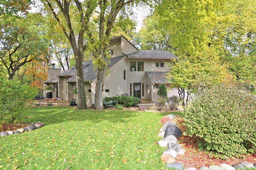 Apple Valley, MN 55124,8716 Highwood WAY