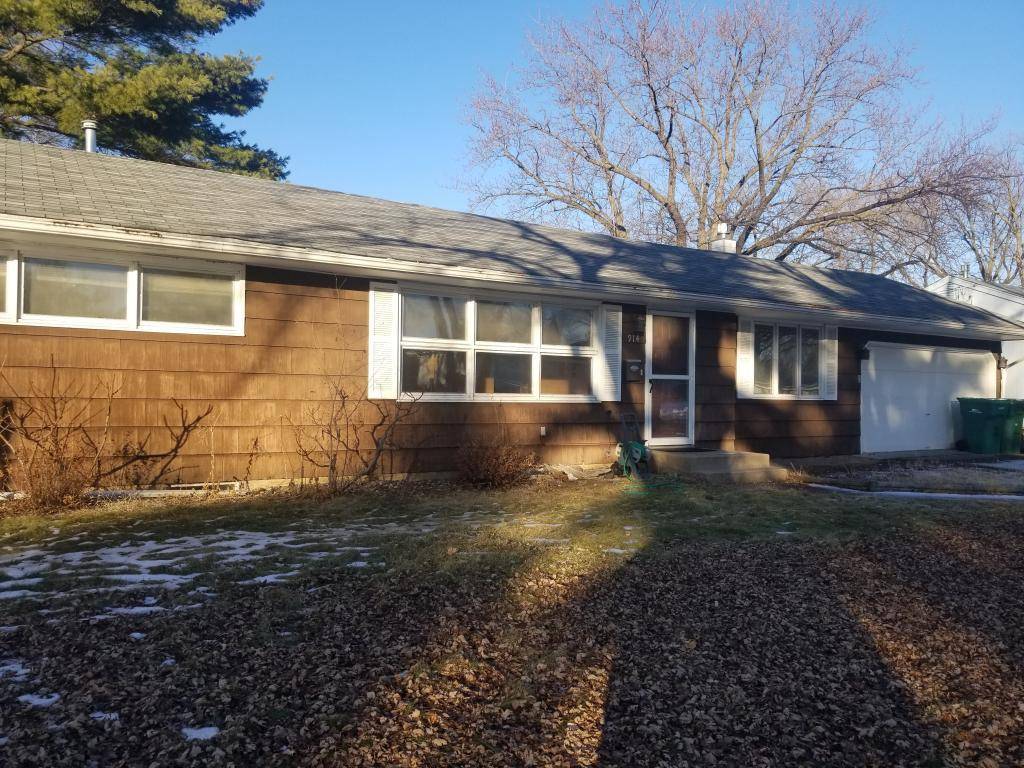 Bloomington, MN 55420,914 W 80 1/2 ST