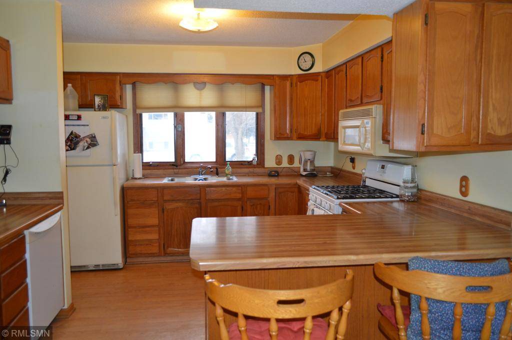 Little Falls, MN 56345,704 11th AVE NE