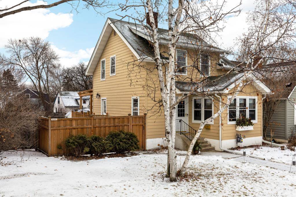 Minneapolis, MN 55410,4829 Ewing AVE S