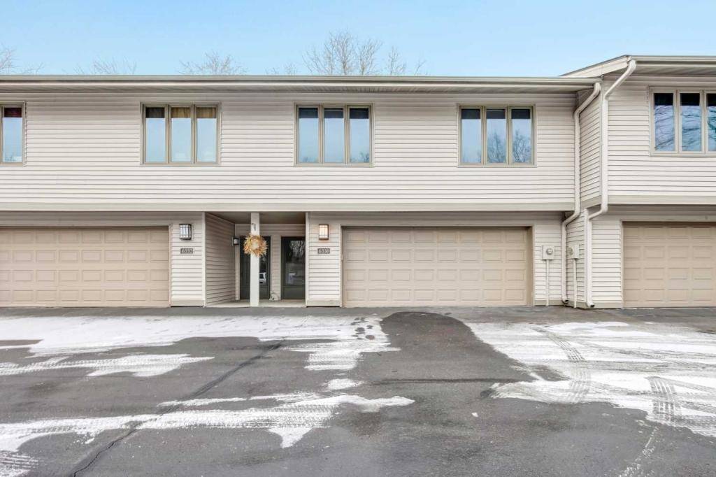 Edina, MN 55436,6336 Pheasant CT