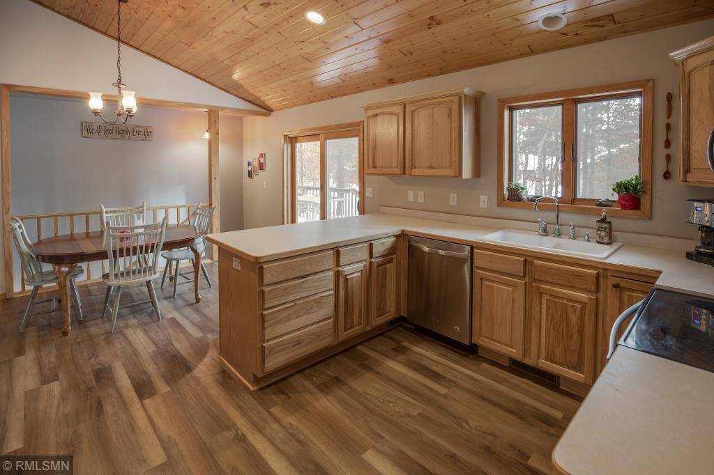 Breezy Point, MN 56472,29922 Oriole CIR