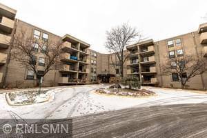 Edina, MN 55436,6730 Vernon AVE S #215