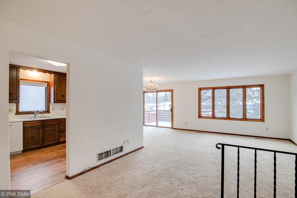 North Saint Paul, MN 55109,2452 Cowern PL E