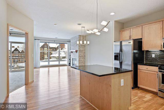 Minneapolis, MN 55403,301 Oak Grove ST #506