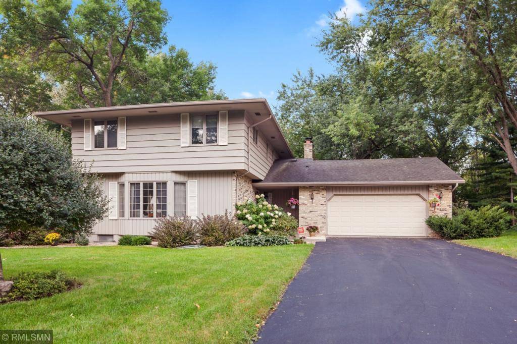 Edina, MN 55439,6520 Creek DR