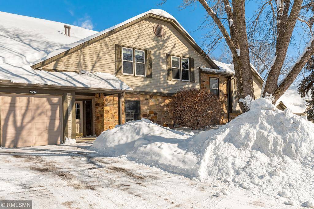 Edina, MN 55436,6902 Langford DR