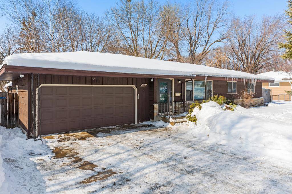 Fridley, MN 55432,5924 7th ST NE