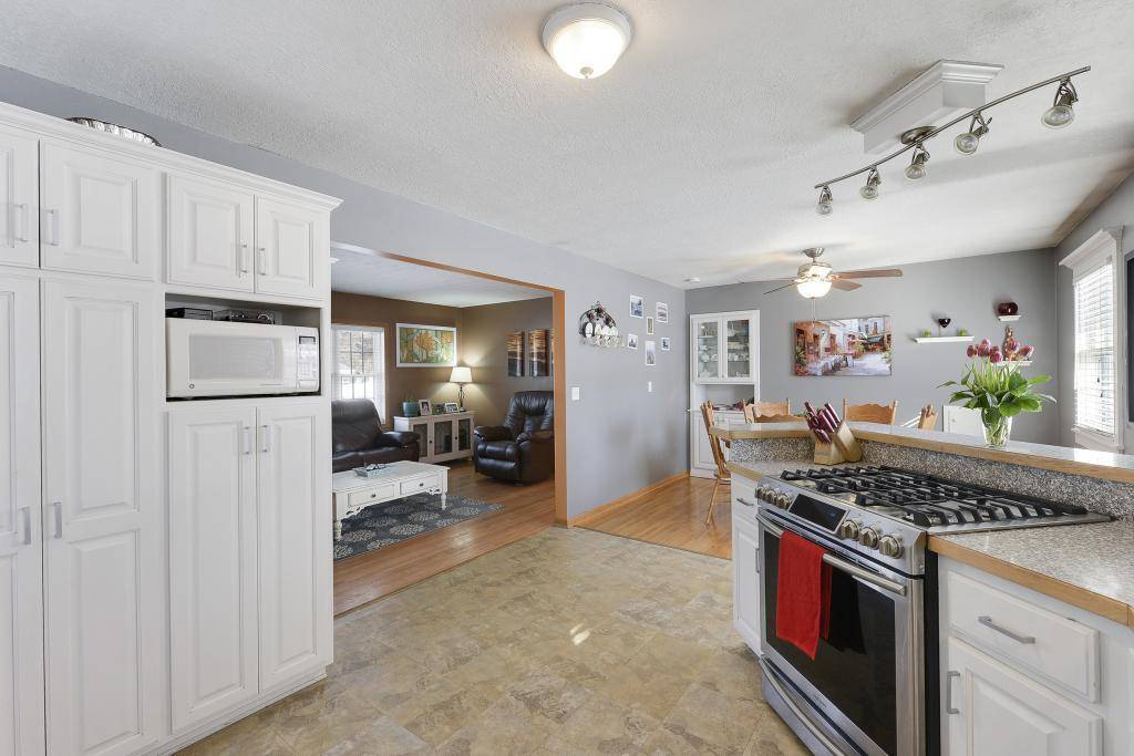 White Bear Twp, MN 55110,3932 Bellaire AVE