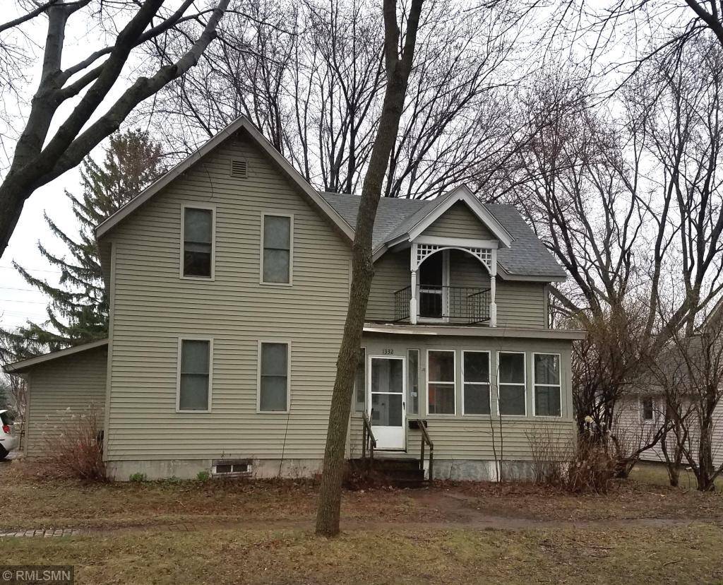 Menomonie, WI 54751,1332 Tainter ST