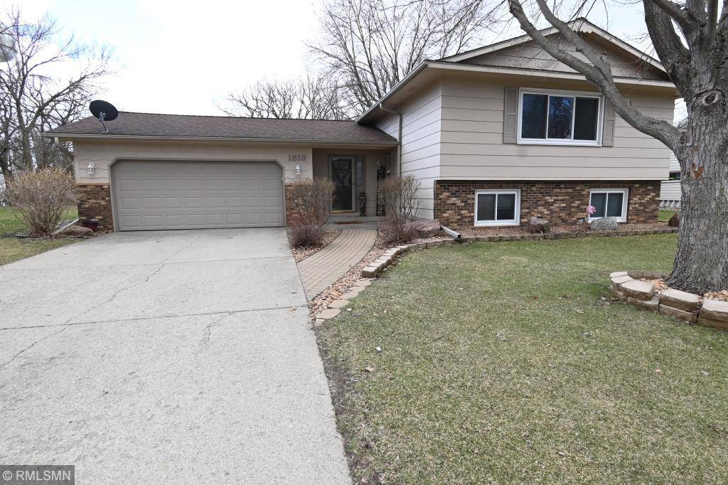 Albert Lea, MN 56007,1813 Bayview DR