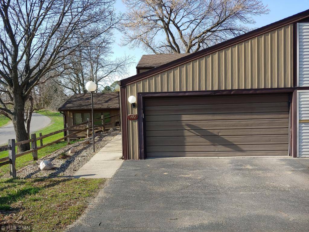 Albert Lea, MN 56007,1442 Martin RD