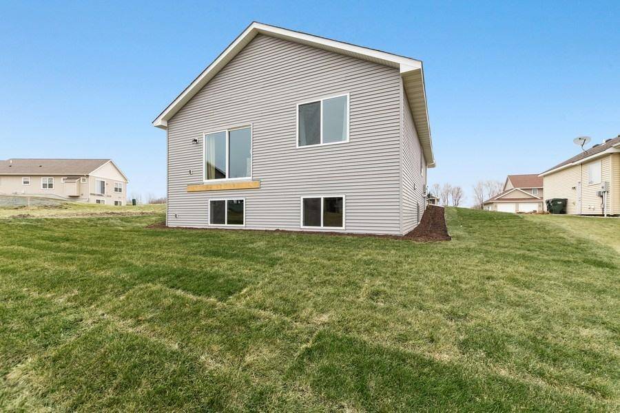 Hutchinson, MN 55350,1340 Southfork DR SE