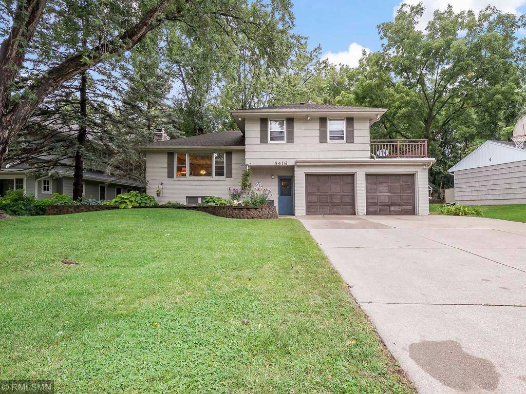 Edina, MN 55436,5416 Countryside RD